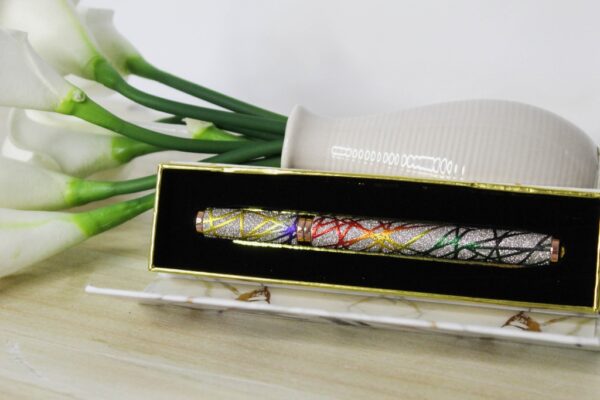 Eye-liners colle